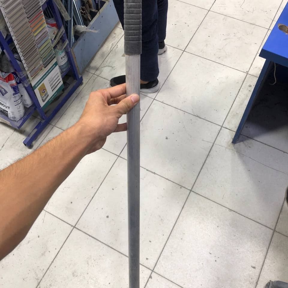 O‘rta o‘lchamdagi valik dastasi, qizil